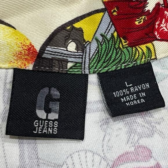 Vintage GUESS Men's L Asian Geisha Print Camp Button Down Shirt Short Sleeve - Picture 4 of 4
